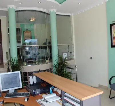 abidcars 2000 2010 roadside sign day